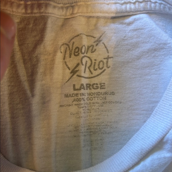 White 'Stay Kind' T-Shirt - Picture 2 of 2